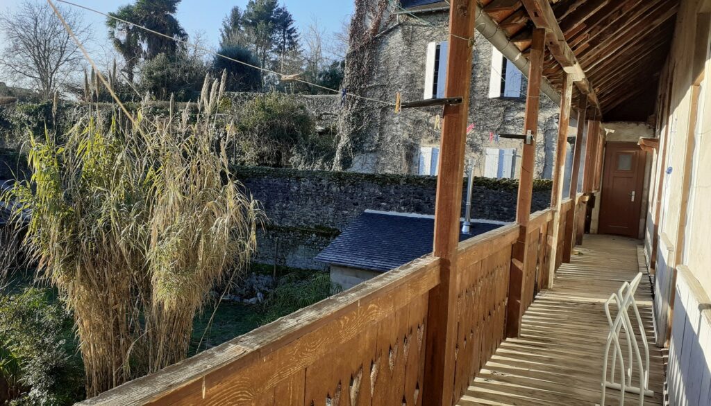 Balcon bearnais vue du coté